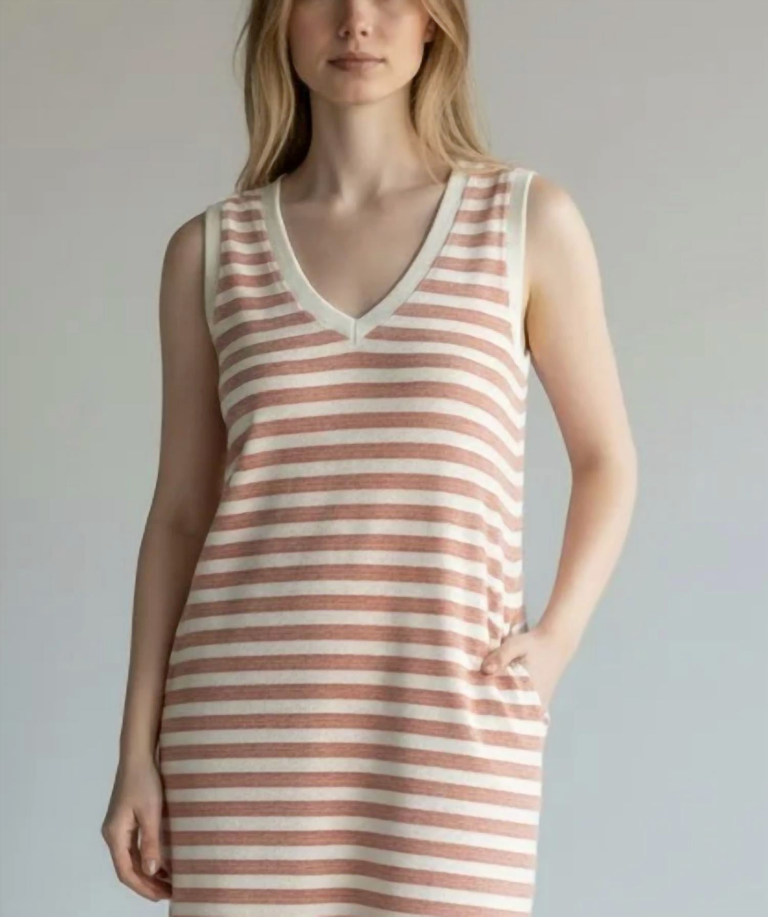 Bobi - V-neck Midi Dress