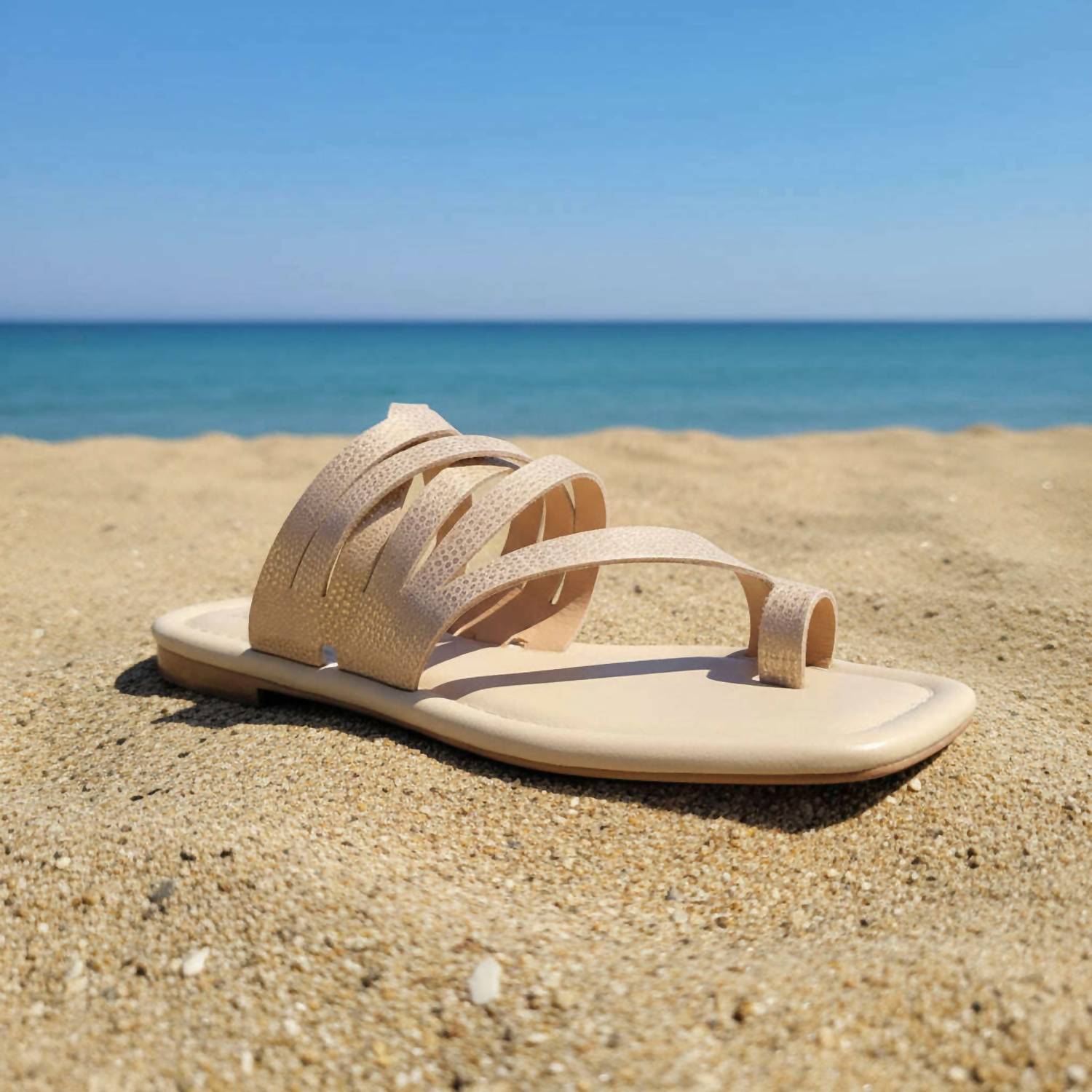 Donald Pliner - Women's Haziet Sandal