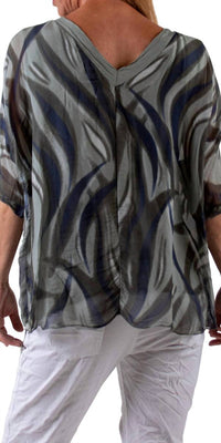 Gigi Moda - Diana Wave Print Blouse