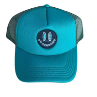2Flyco - Glam Grin Ponytail Mesh Trucker Hat