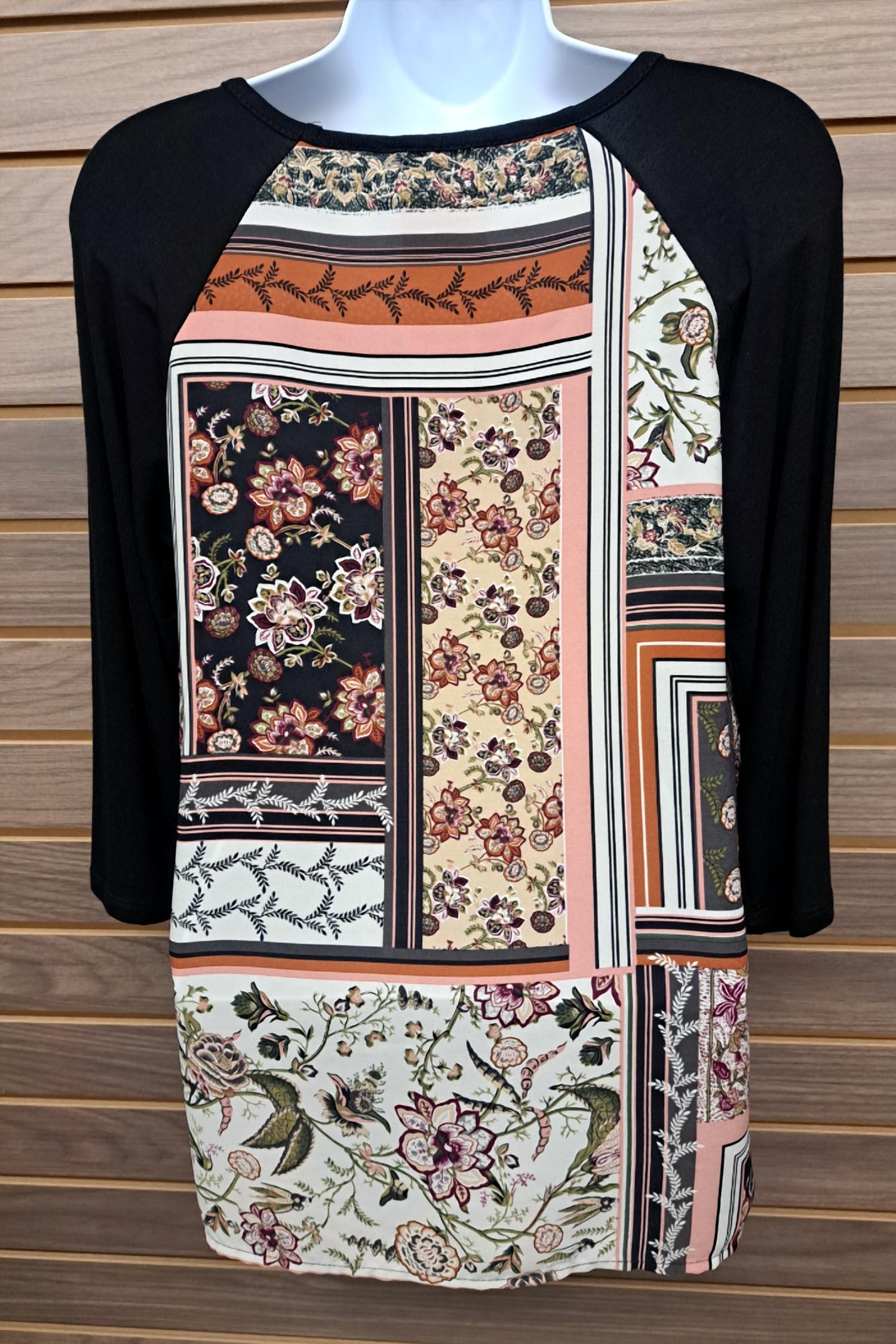 Les Amis - Women's 3/4 Sleeve And Floral Print