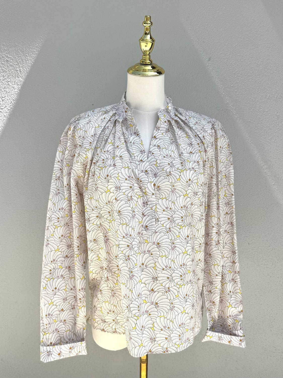 Cissa - Women's Puff Sleeve Blouse