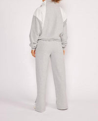 Cream Yoga - 3/4 Zip Sweatshirt