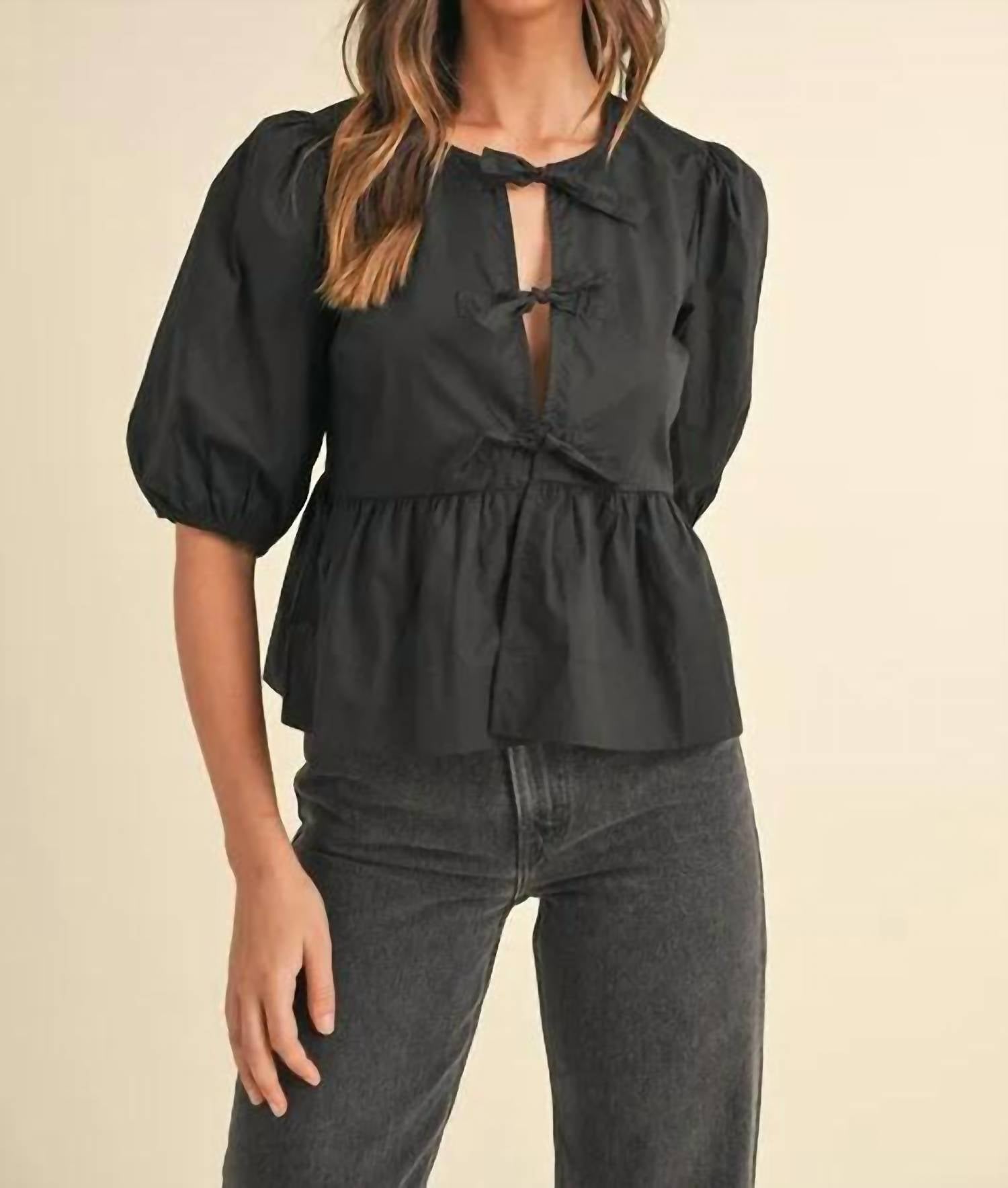 Mable - Peek A Bow Top