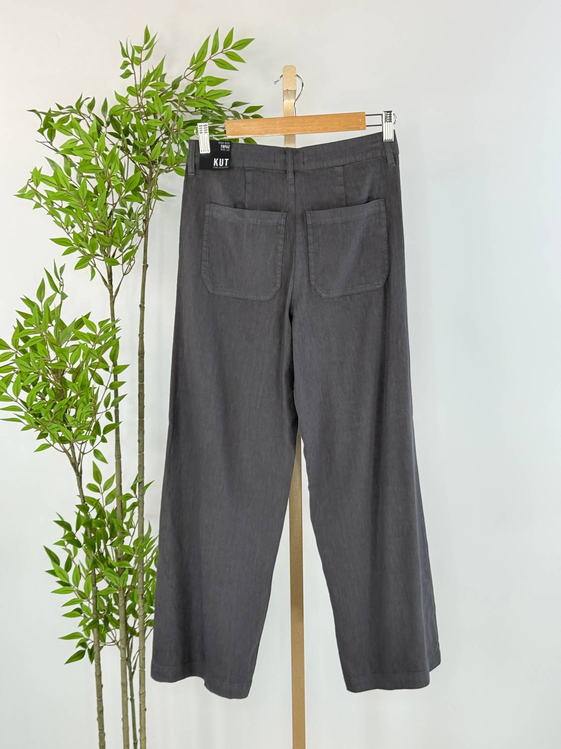 KUT FROM THE KLOTH Topaz Relaxed Wide Leg Pants in charcoal - women's pants - alternate view