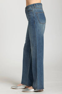 Apny - Feather Weight Wide Leg Jeans