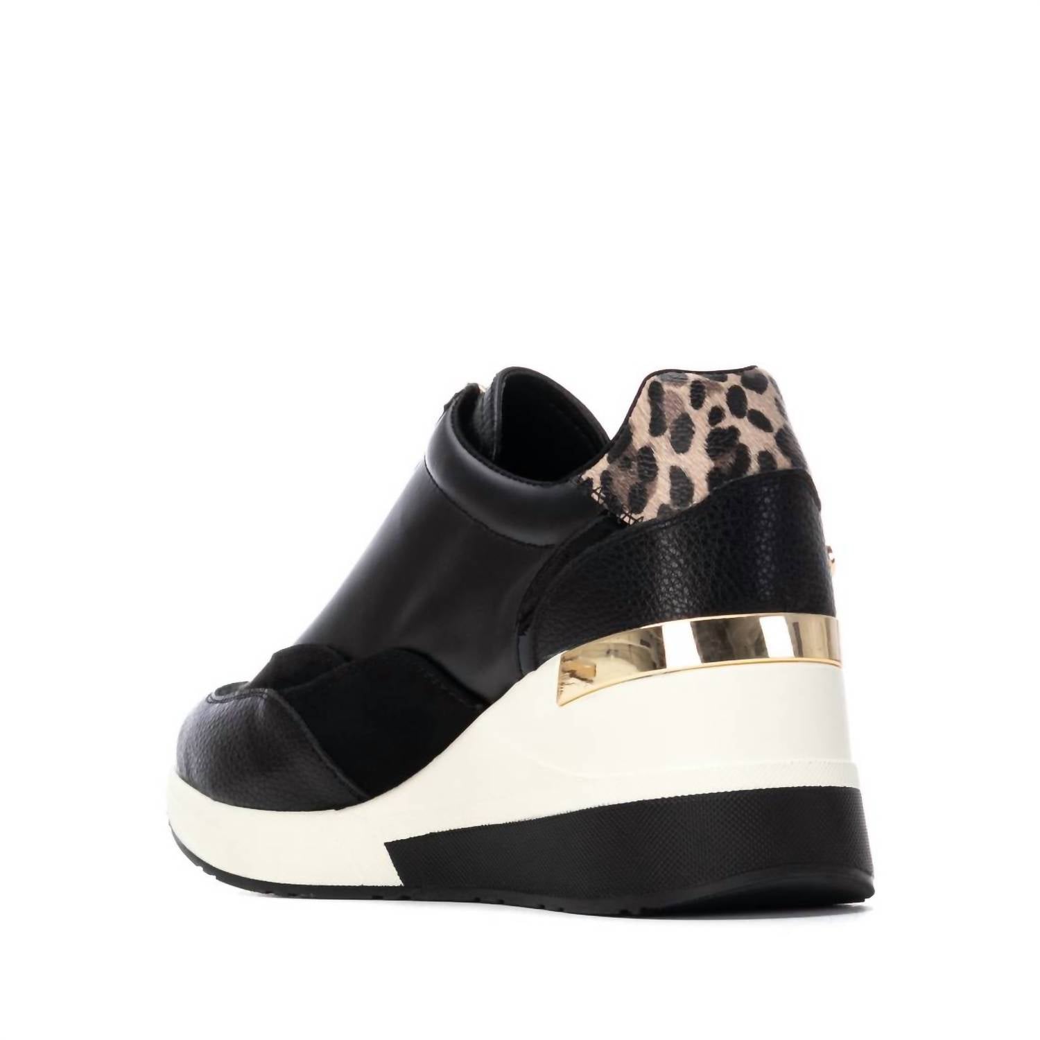 Xti - Women's 144655 Round Toe Sneakers