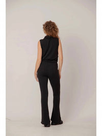 Adeptt - Women's Sleeveless Sweatshirt
