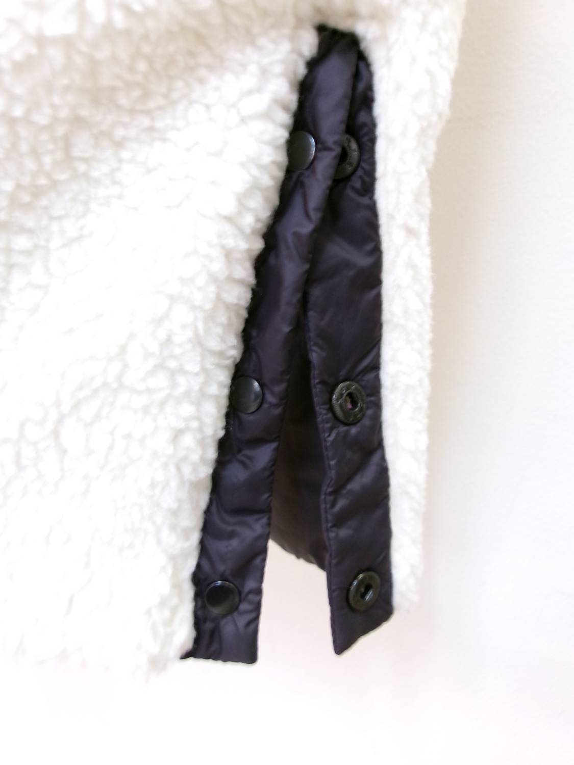 Fdj - Women's Reversible Quilted Vest With Hood