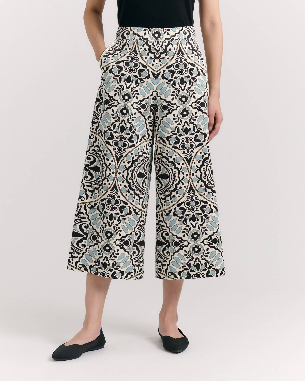 Cartolina Nantucket Salida Culotte Pants in flor medallion tidal pool - women's pants - alternate view