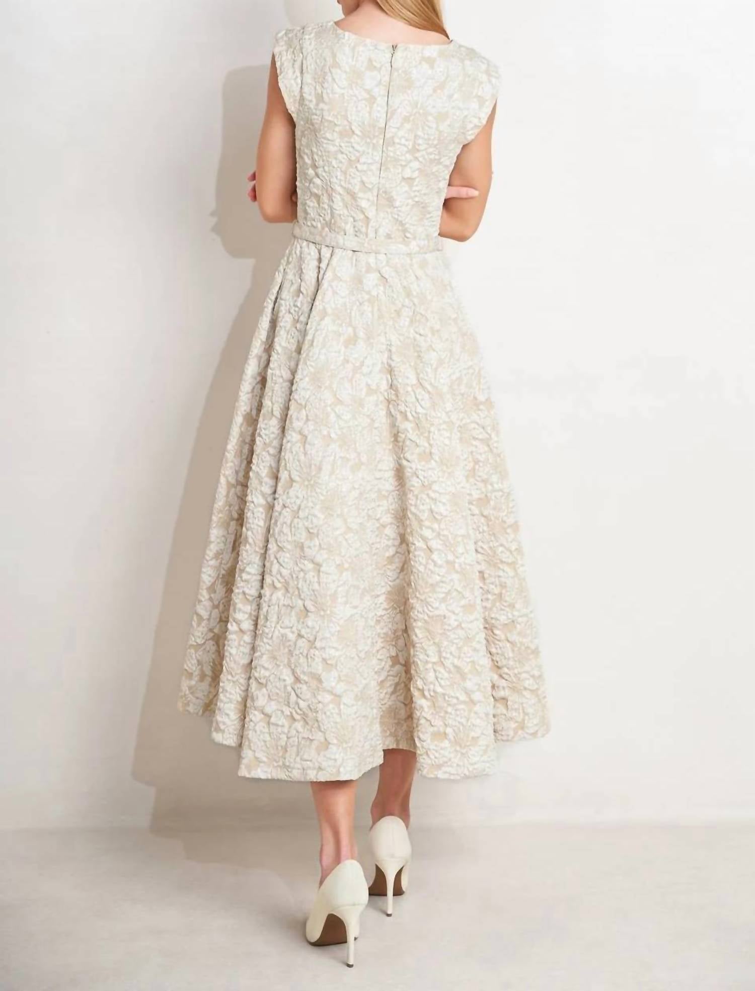 Flying Tomato - GWENDOLYN LACE DRESS