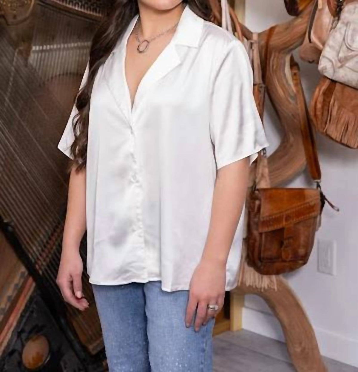 Ee:Some - Satin Button Up Short Sleeve Blouse