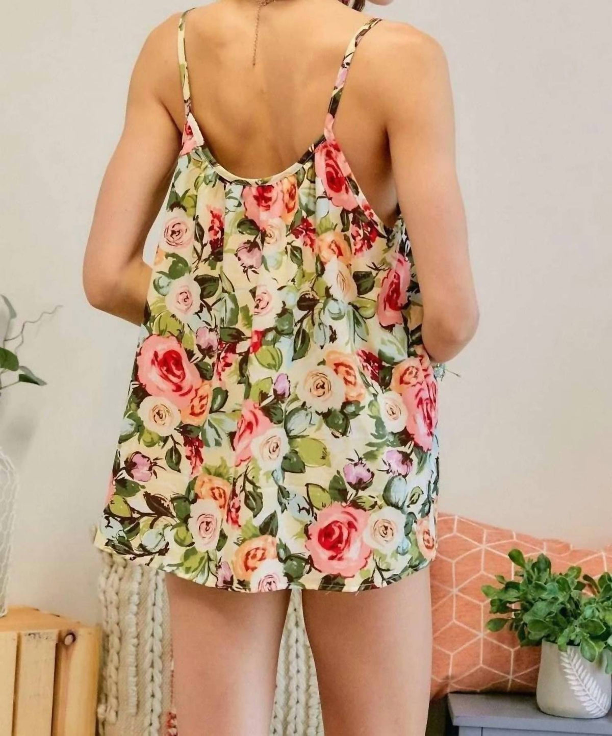 Adora - Floral Print Spaghetti Strap Top