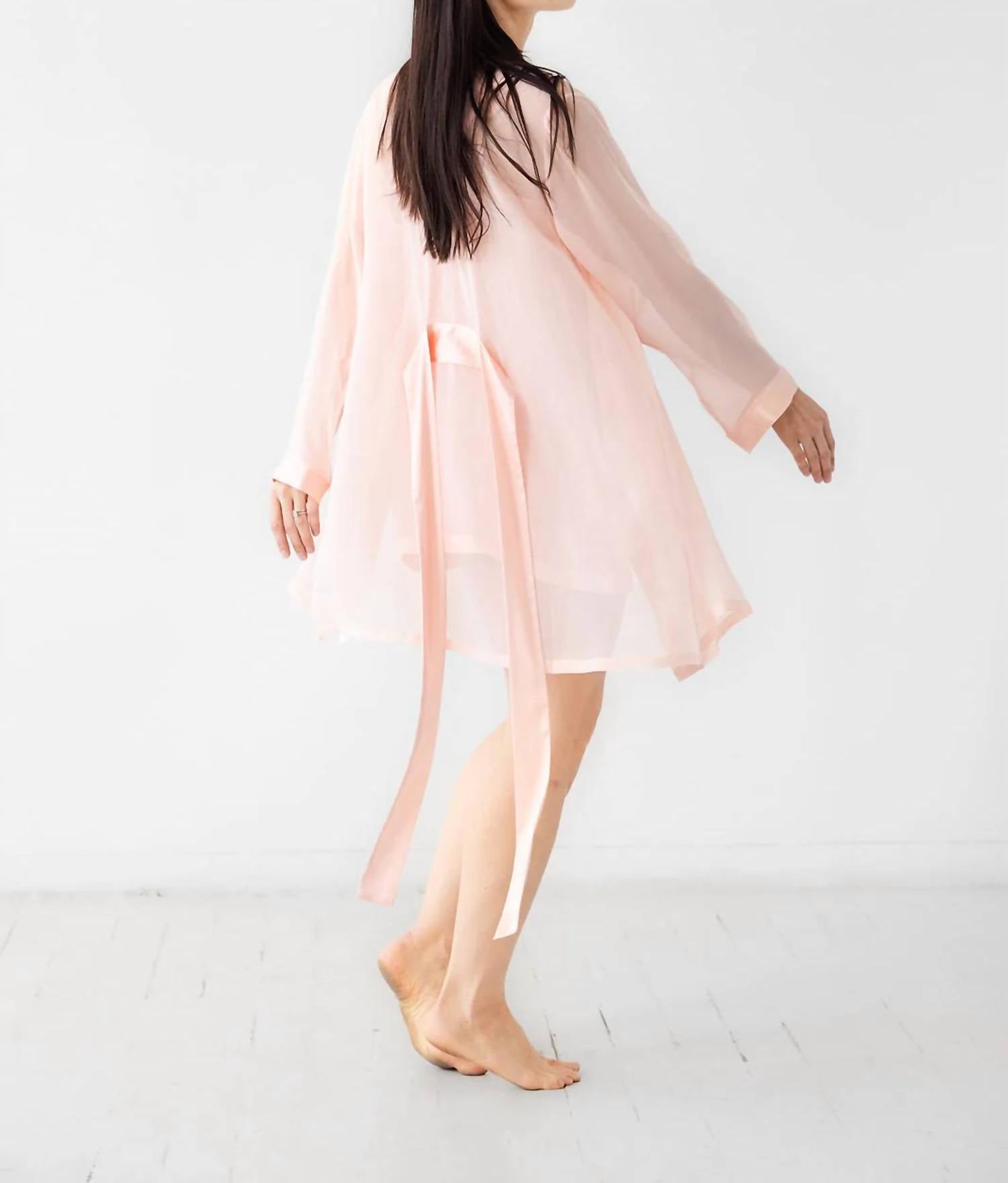 Salua - Classic Chiffon Robe