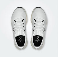 On - Women's Cloudsurfer Max Sneakers