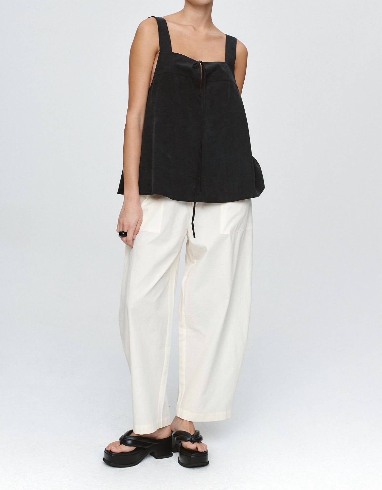 Marle Dodi Top in black - women's tank top - detail view