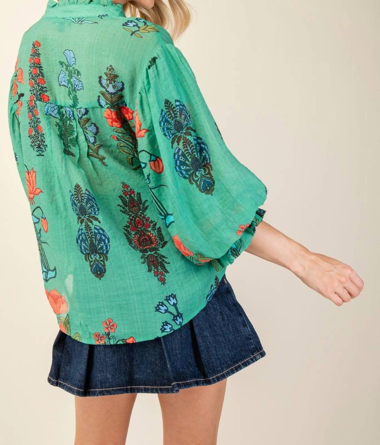 Gigio - Printed Button-down With 3/4 Length Gathered Balloon Sleeves Top