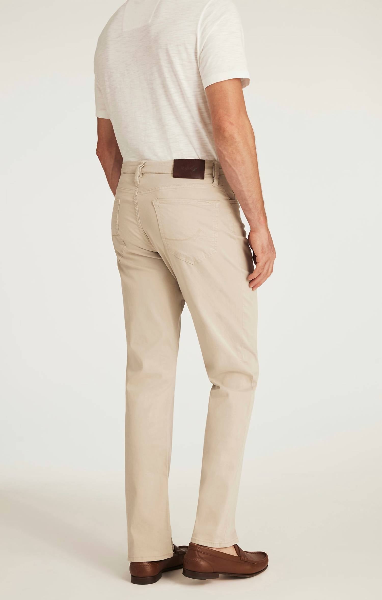 34 Heritage Charisma Relaxed Straight Pants in dawn twill - men's pants - detail view