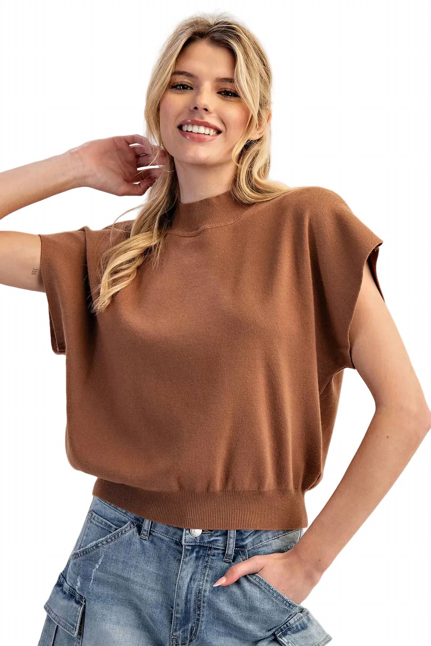 Ee:Some - Mock Neck Short Sleeve Top