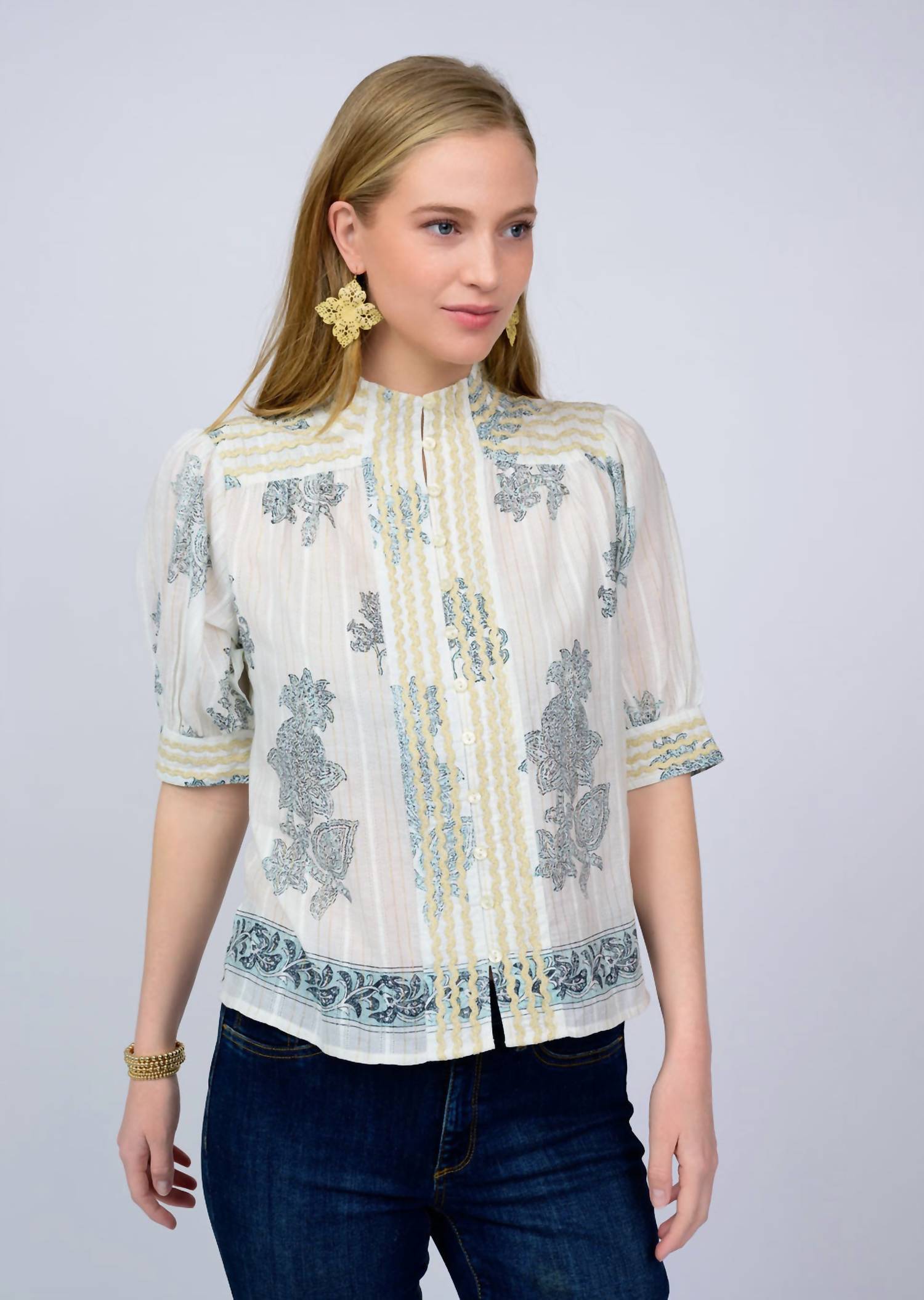 Ivy Jane - Metallic Trim Paisley Top