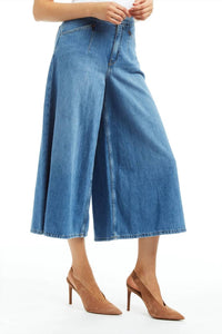 Tractr - Culotte Jeans With Back Waist Buckle