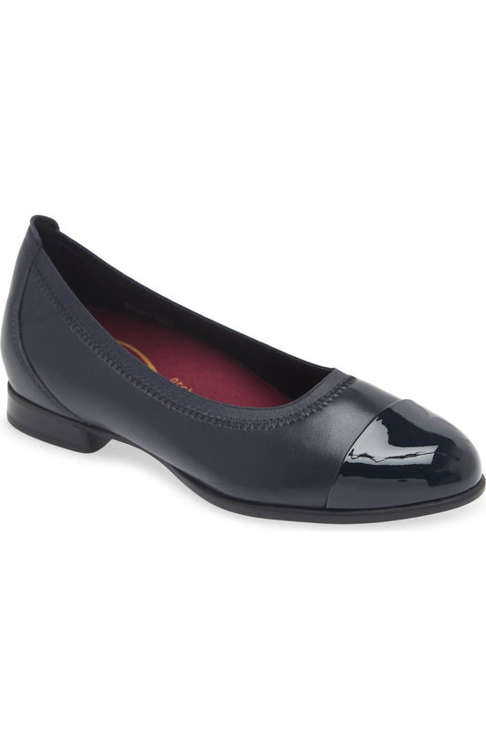 Munro - Women's Mila Ballet Flat