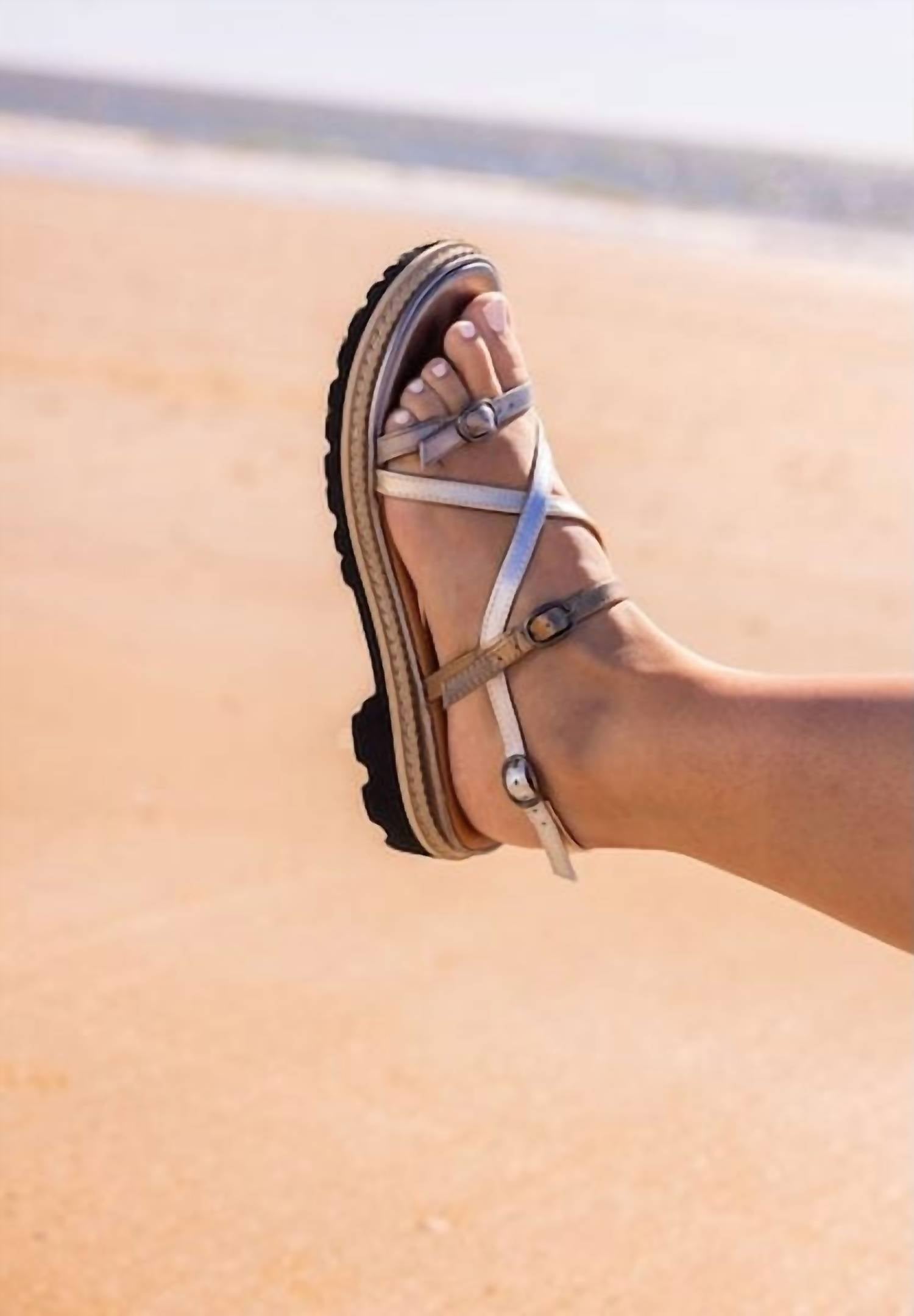 L'Amour Des Pieds - Women's Danilo Sandals