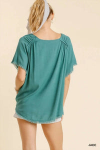 Umgee - Hazel Casual Raw Edge Top With Pocket