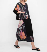 Ozai N Ku - Bouquet V-neck Top