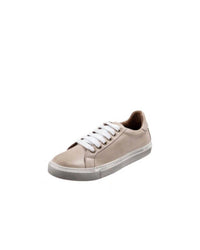 bueno Women's Reece Low-top Sneaker in light grey 1 - women's sneaker - detail view