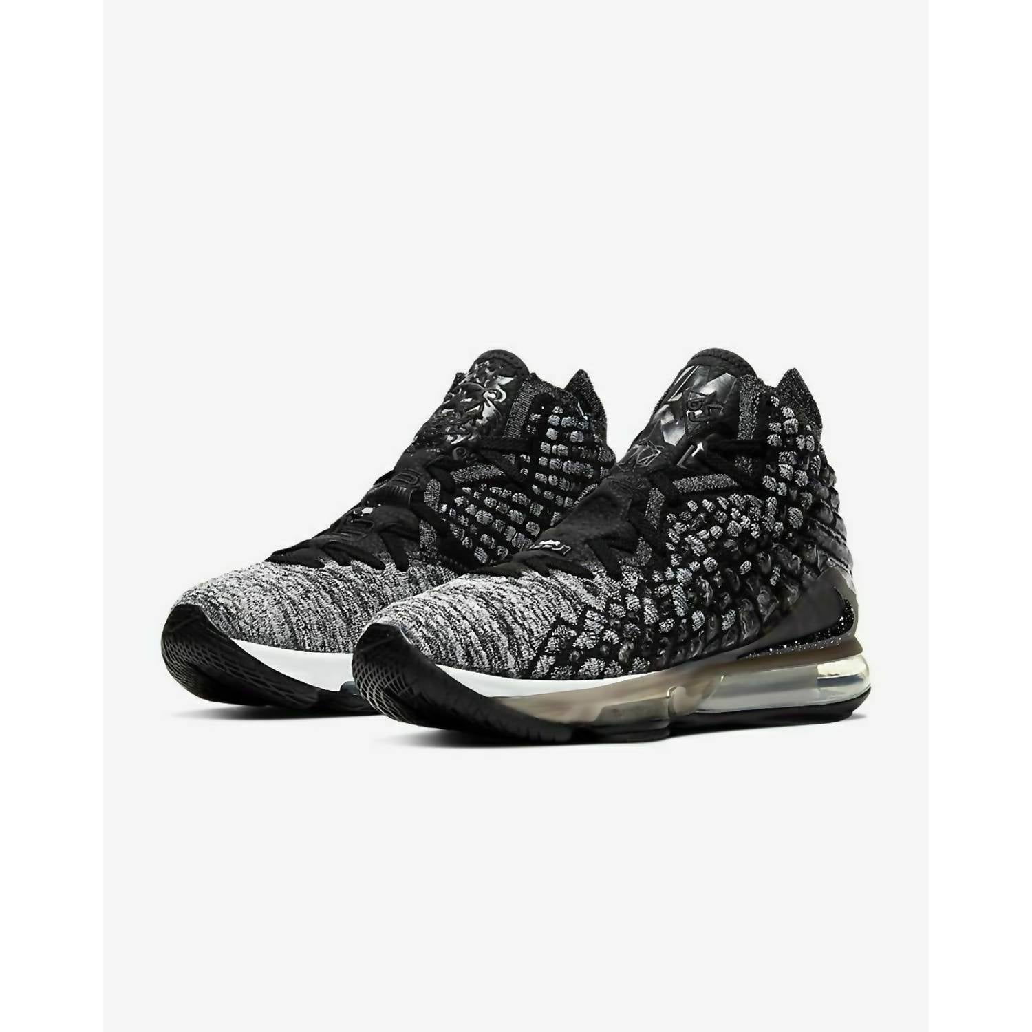 Nike - Men's Lebron James 17 In The Arena