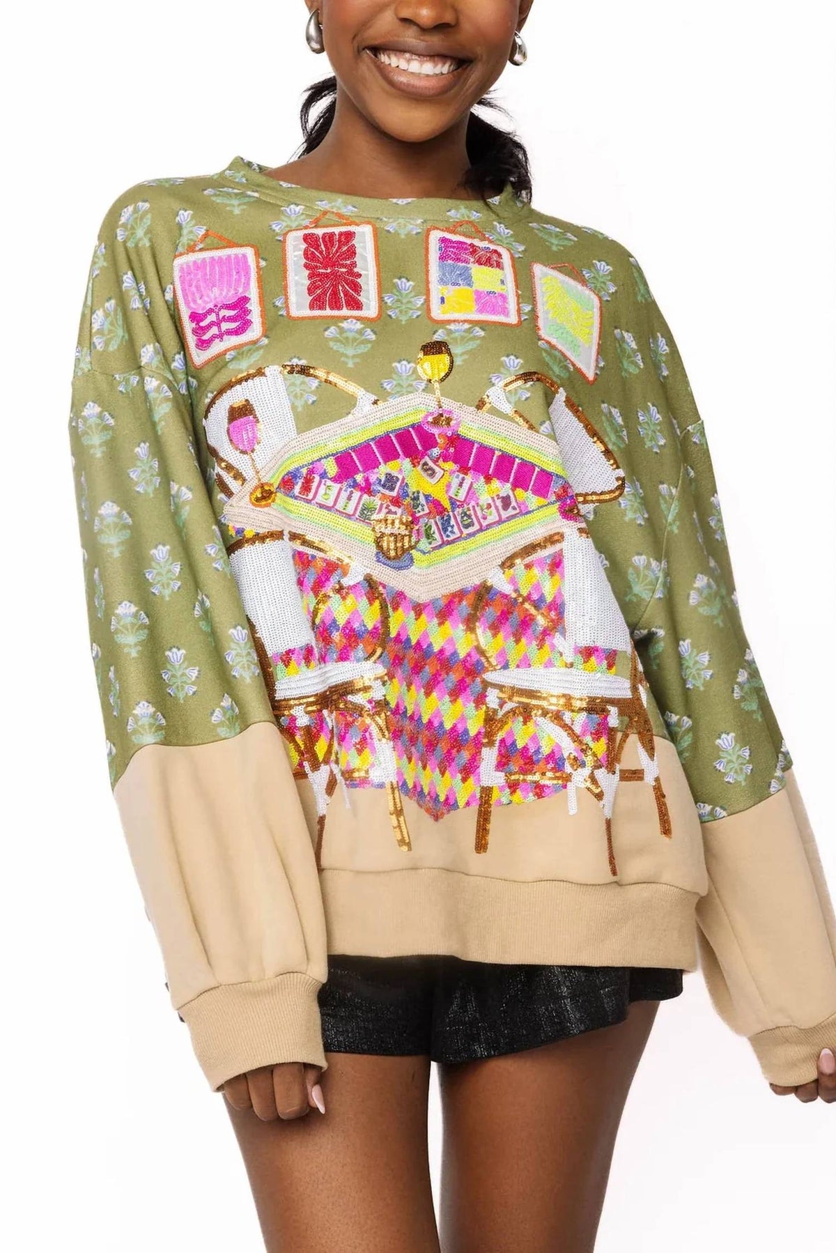 Queen Of Sparkles - Mahjong Table & Chairs Sweatshirt