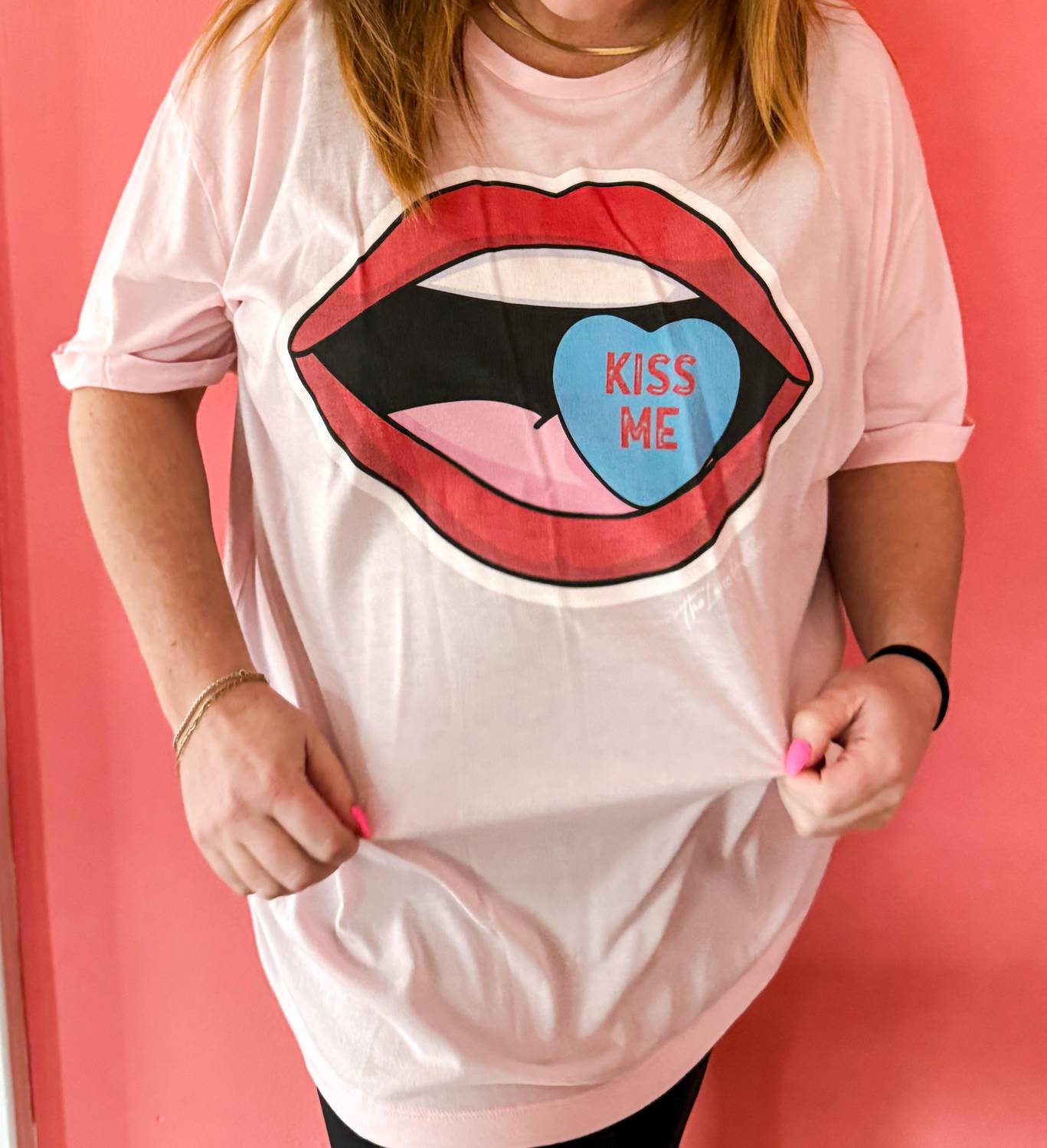 The Laundry Room - Sweethearts Kiss Me Oversized Tee