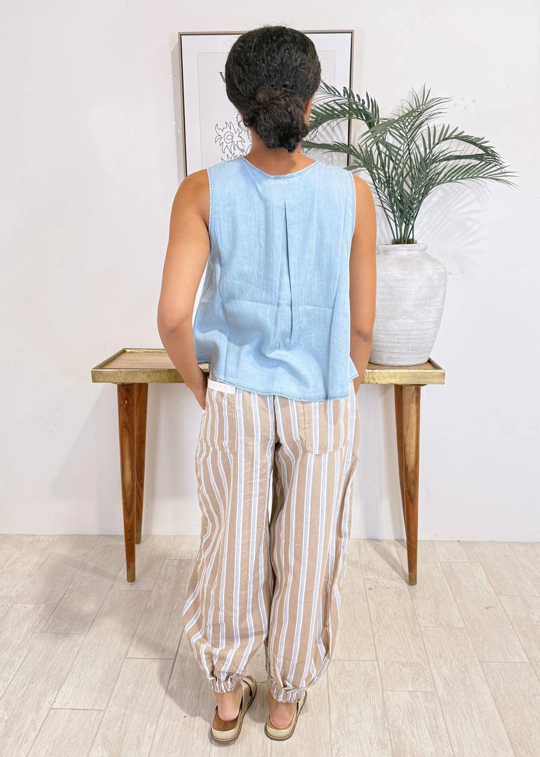 Ee:Some - Pleated Sleeveless Blouse