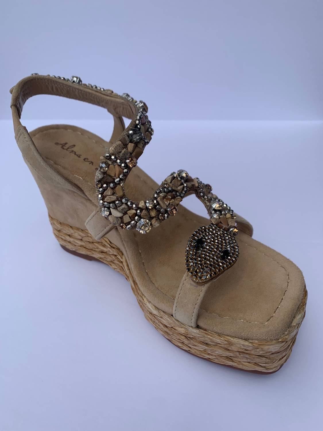 Alma En Pena - Women's Zafiro Wedge Sandals