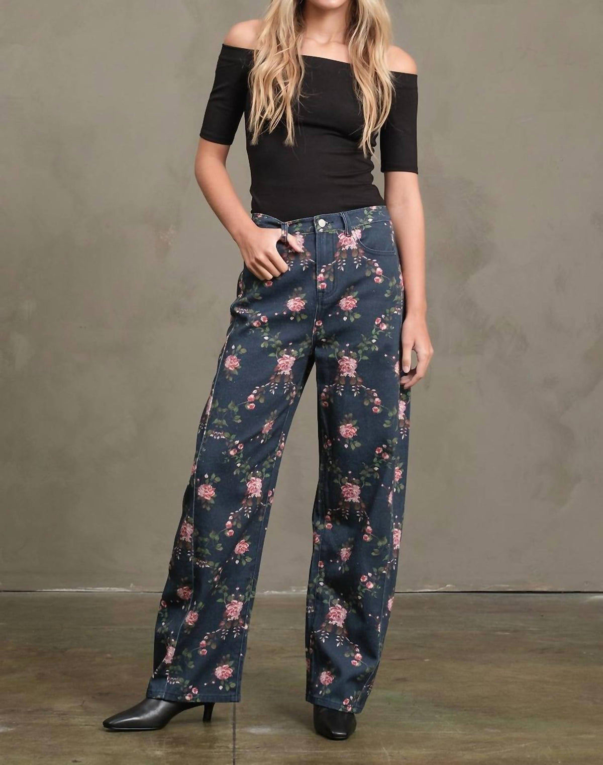 Raisonnel - Barrel Leg Denim Pants