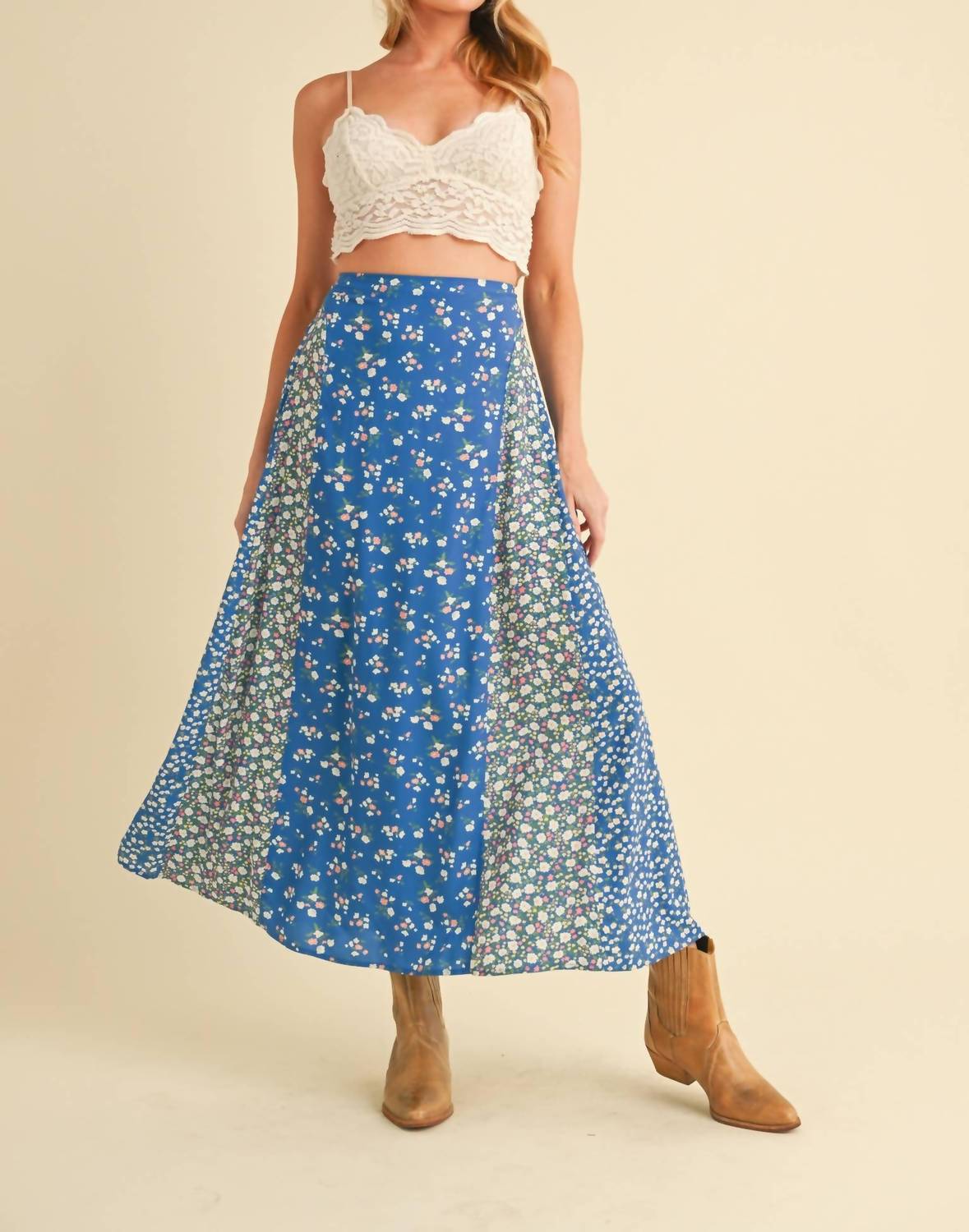 Aemi + Co - Melanie Floral Pattern Midi Skirt