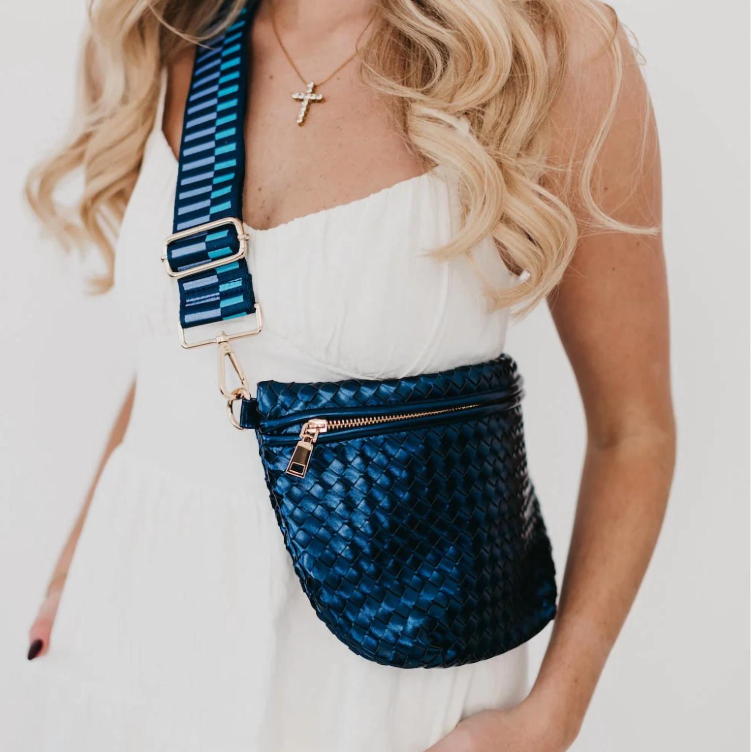 Pretty Simple - Women's Westlyn Woven Sling Crossbody Bag