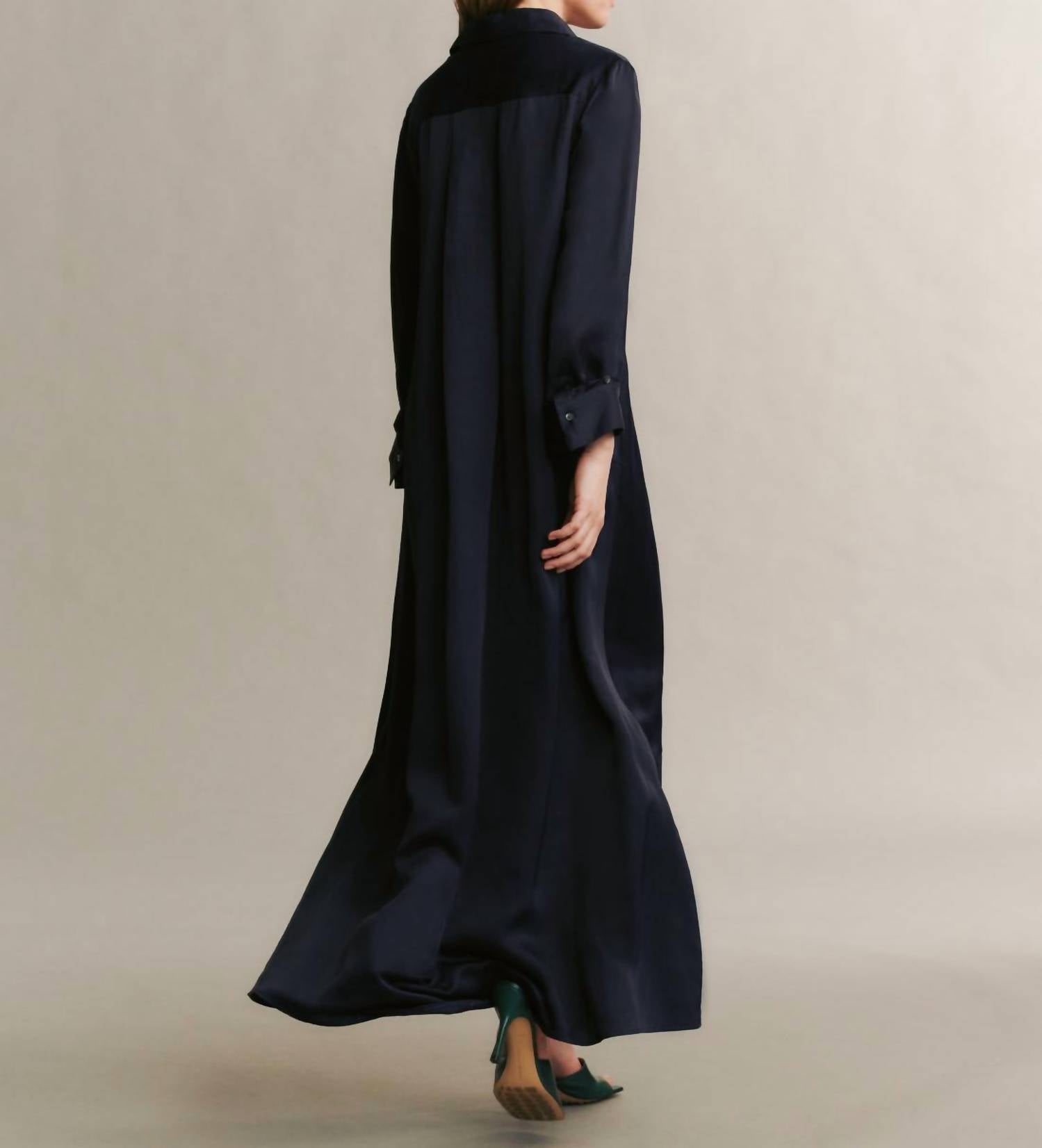Twp - Jennys Gown