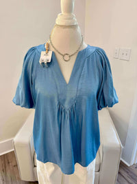 Glam - Mag V-neck Balloon Sleeve Top