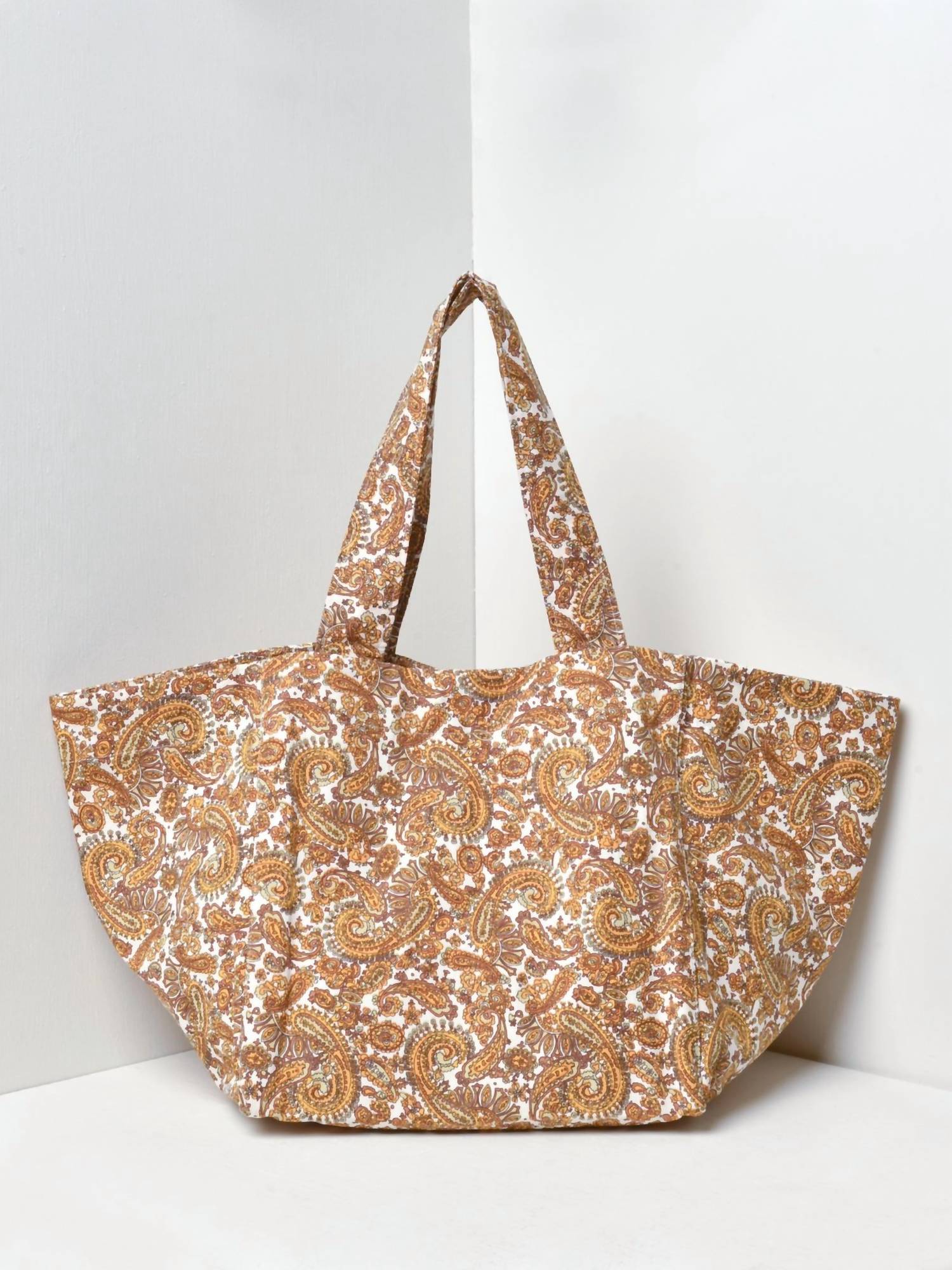 FAITHFULL THE BRAND Sorrento Tote Bag in la medina paisley print - women's bag