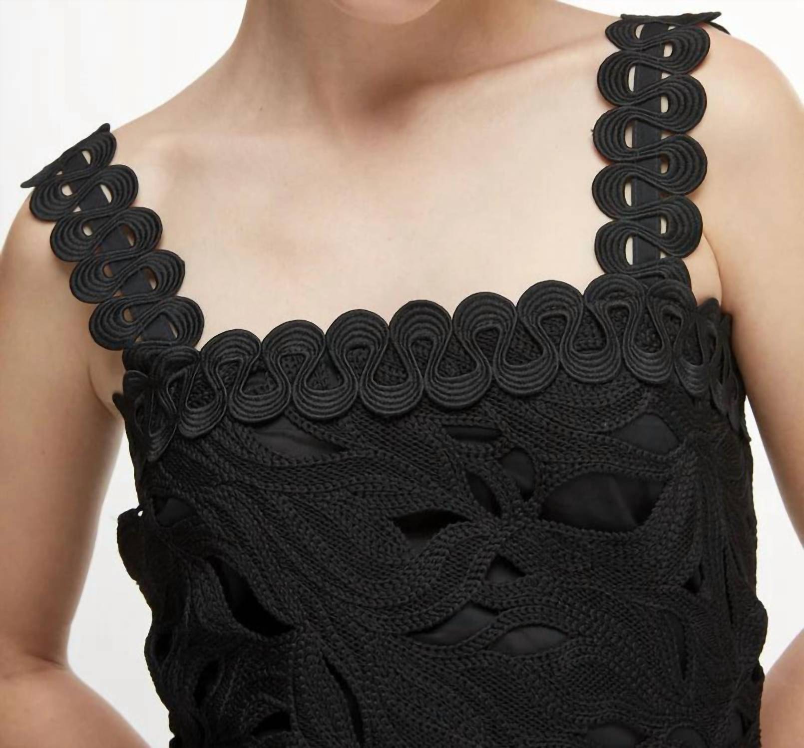 WAIMARI Crepusculo Midi Lace Dress in black - women's dress - detail view