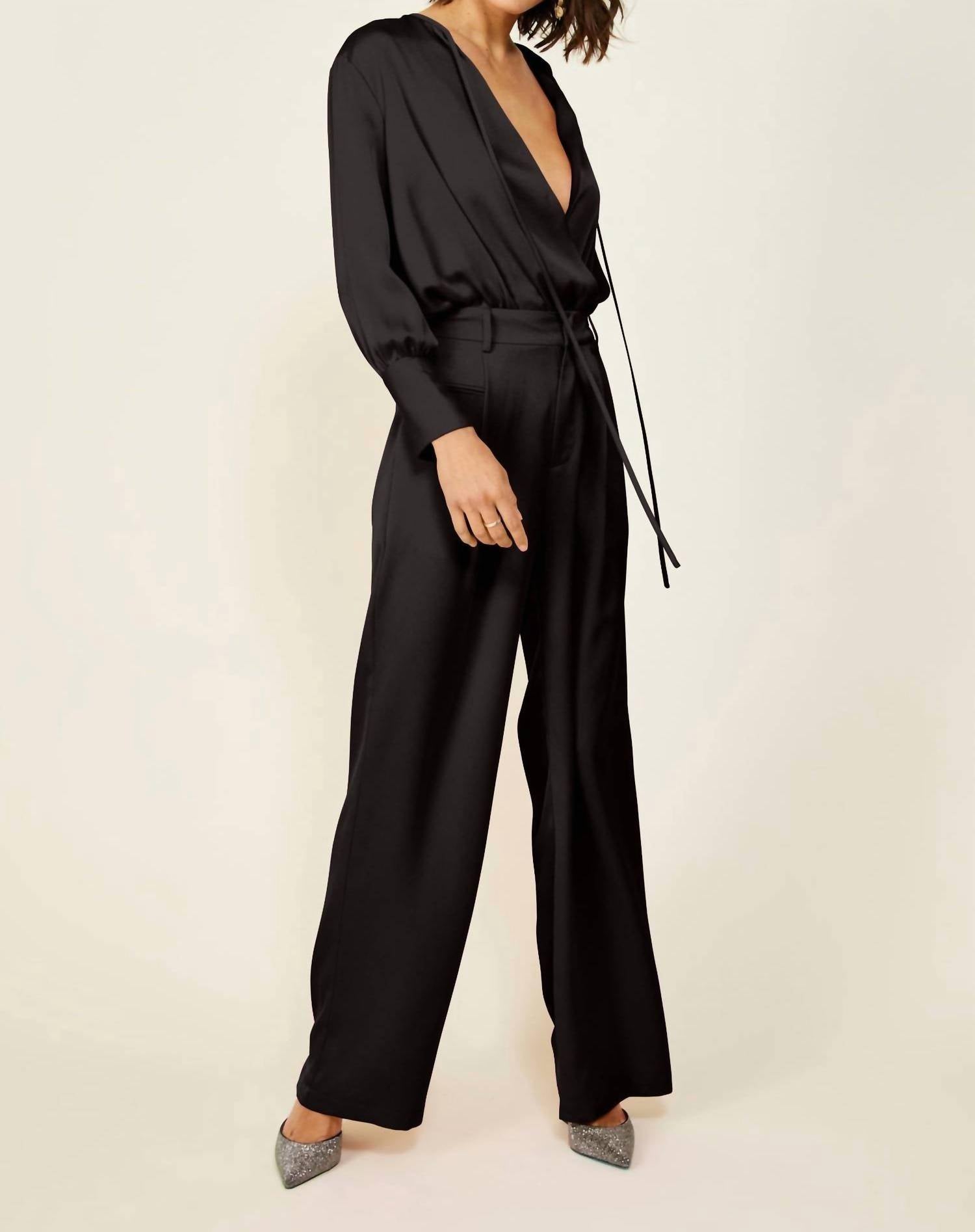 Line And Dot - Miki Pant