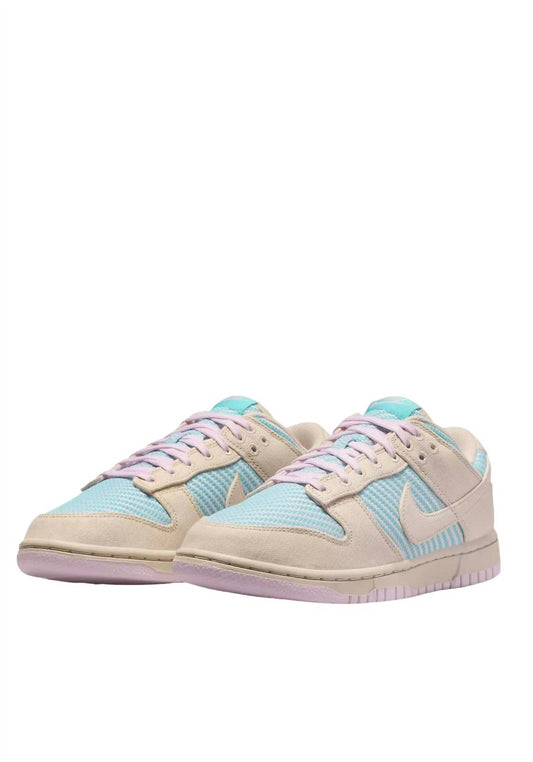 Nike - Women's Dunk Low Heat Wave Sneakers