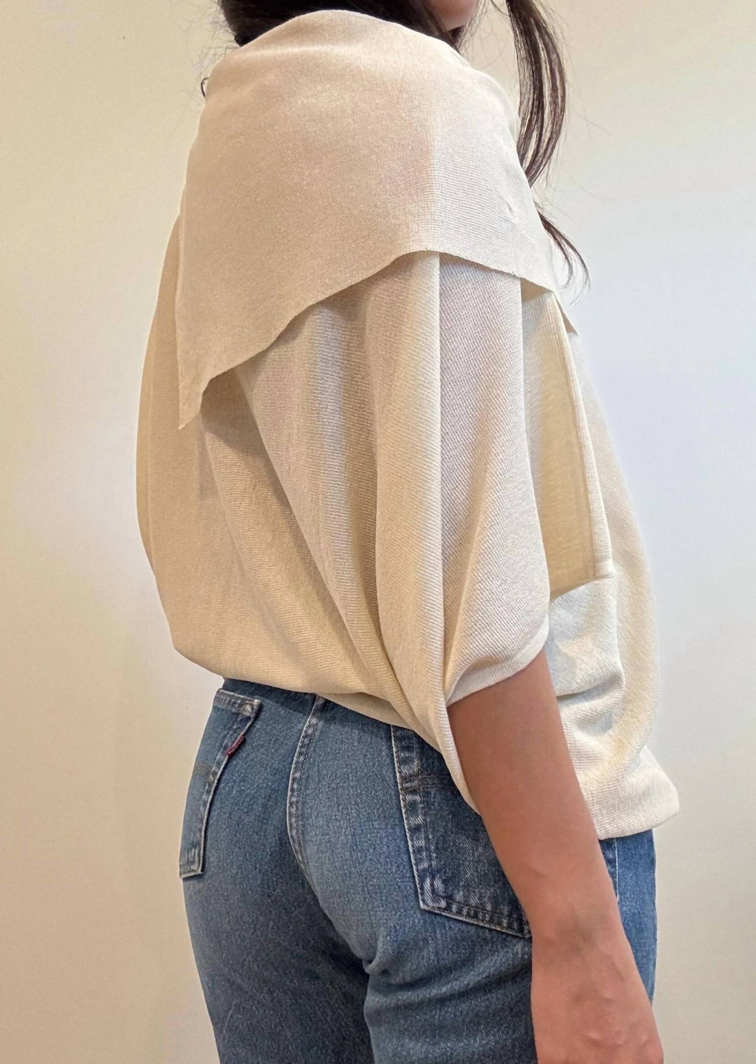 Et Clet - Asymmetrical Neck Sand Top