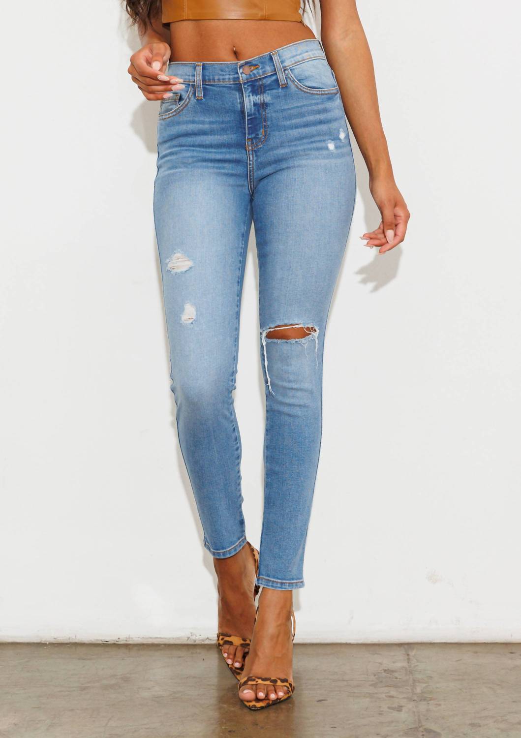 Vibrant M.I.U - A Keeper Ankle Skinny Jeans