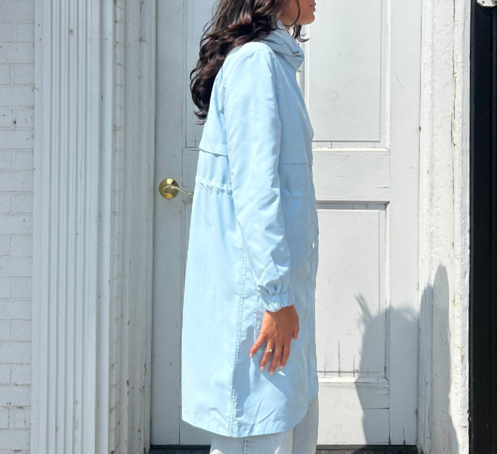 NIKKI JONES Long Lightweight Coat in cloud blue - women's jacket - detail view