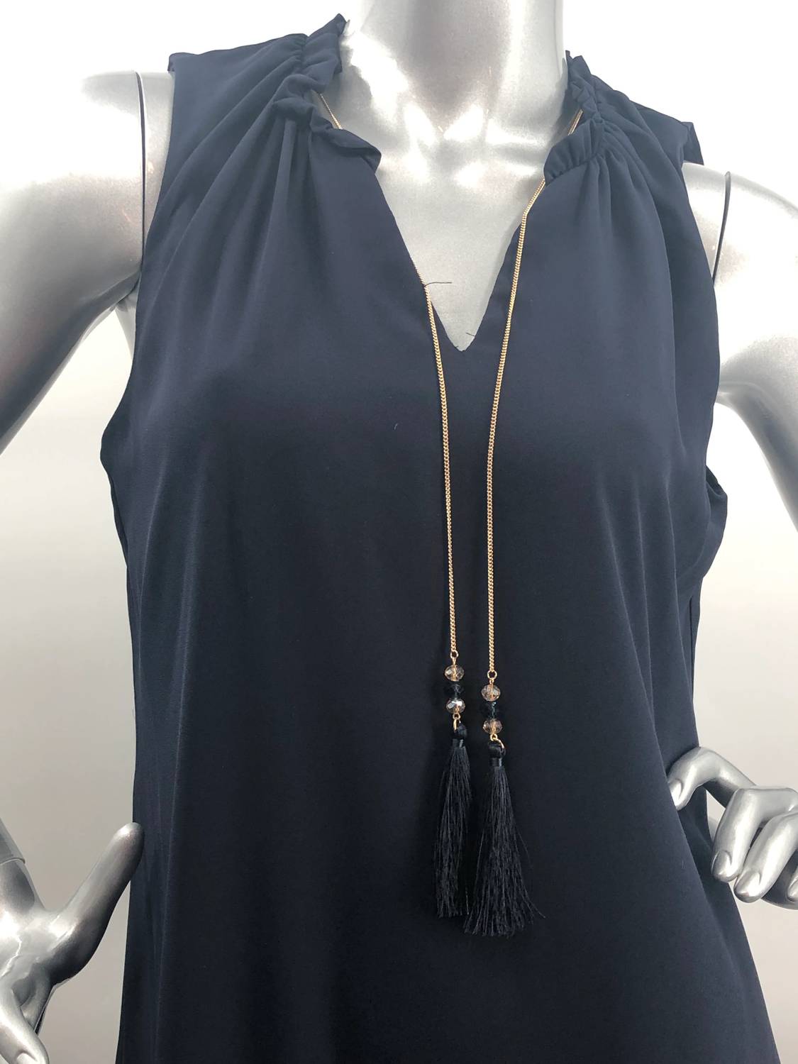 Frank Lyman - Tamela Sleeveless Ruffle Bottom Dress With Detachable Necklace