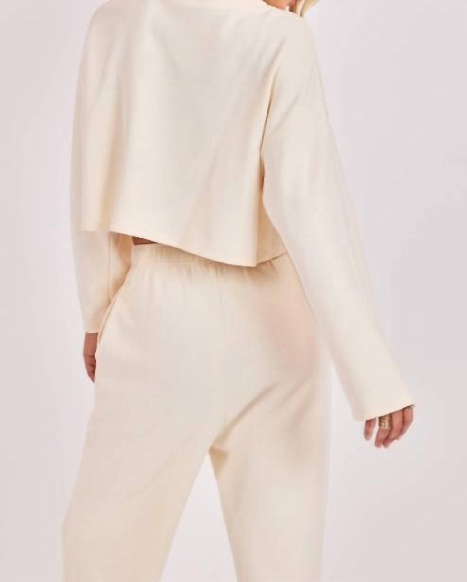 Sadie & Sage - Relaxed Stay Crewneck Top