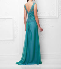 Montage By Mon Cheri - Sleeveless Two-Tone Gown